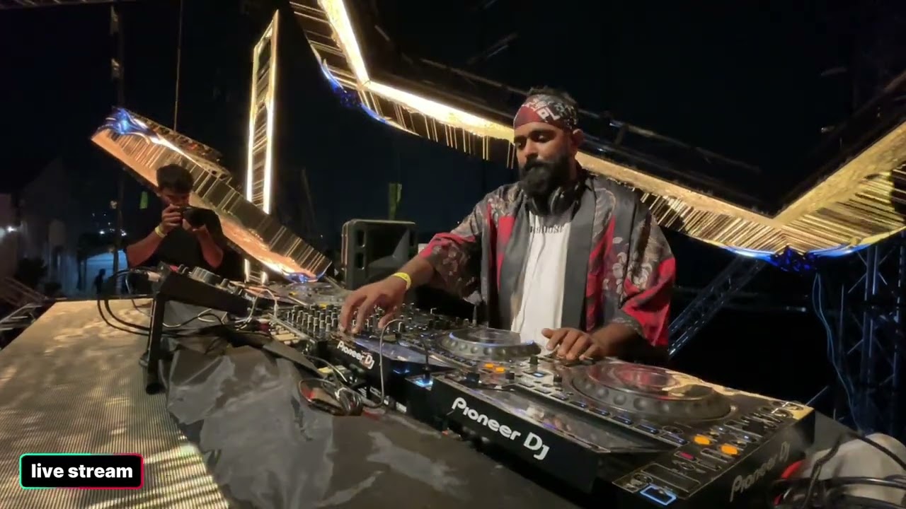 Noise Generation FLYING DUST Live Set