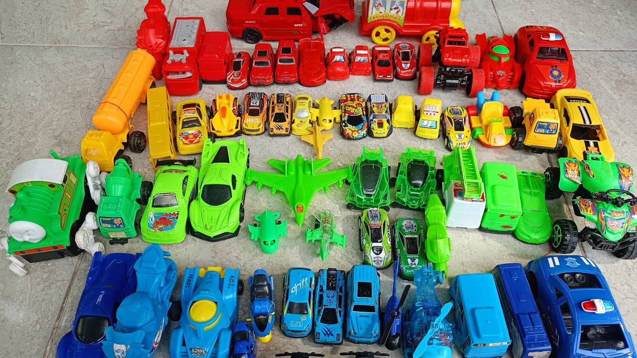 MELETUS BALON DAPAT HADIAH MAINAN KERETA API, MOTOR, HELIKOPTER, TRUK,BUS, MOBIL AMBULANS, TAKSI DLL