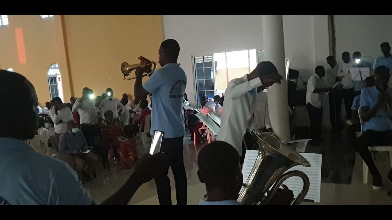 Fanfarra:IEBA Golf2 Banda Musical Monte Sinal "BMMS" no festival do zango Chic..