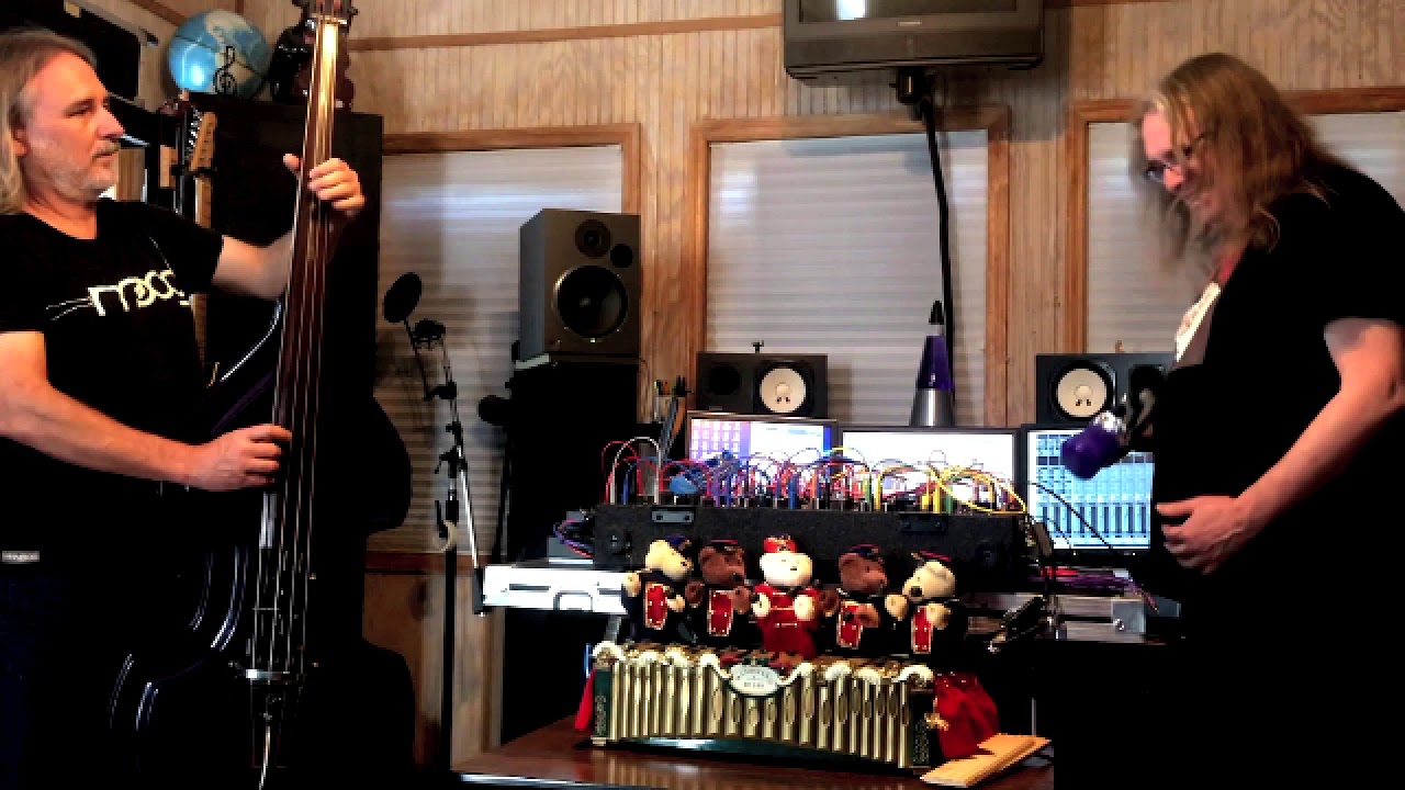 Modular Synth & Ampeg Baby Bass & Xylophone Bears Improv Sessions with MILLER BROTHERS (Bill & Greg)