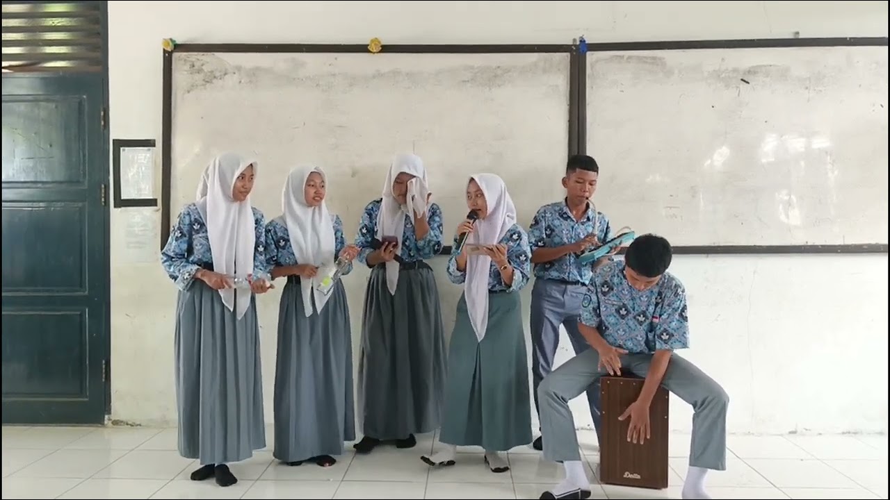 TUGAS PRAKTEK PUISI MUSIKALISASI BAHASA INDONESIA