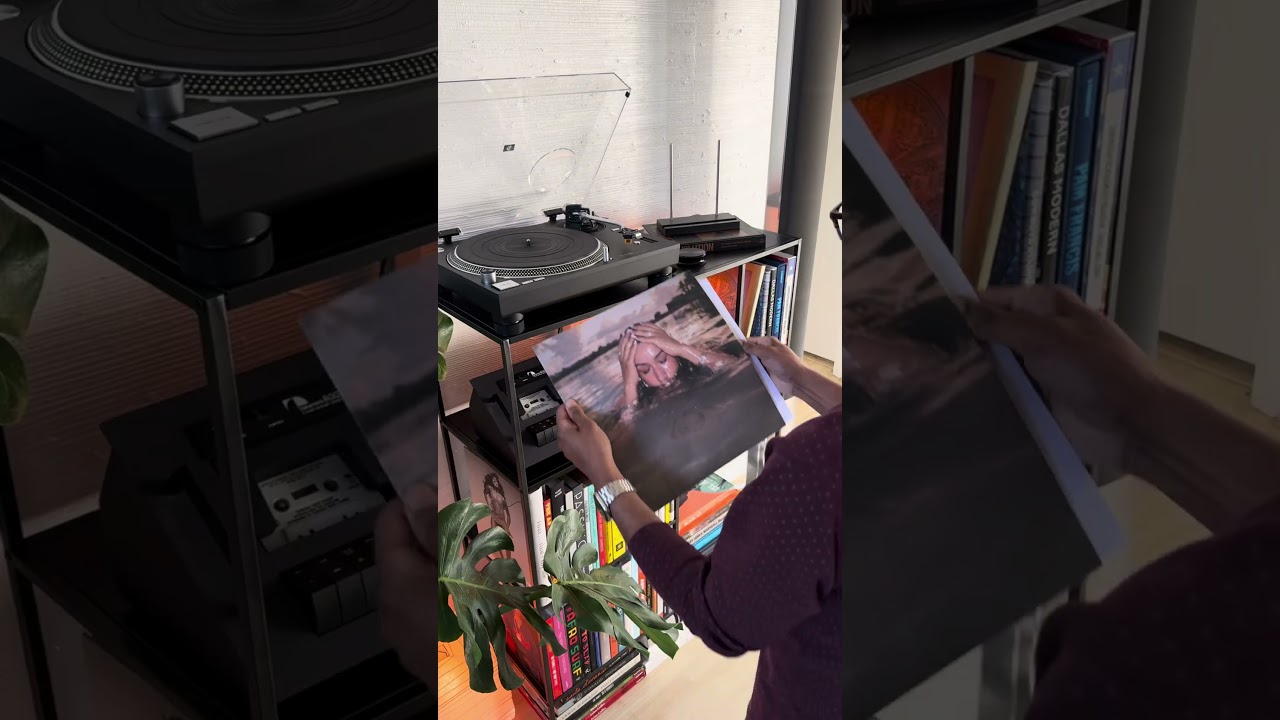 Daily Vinyl - Cleo Sol