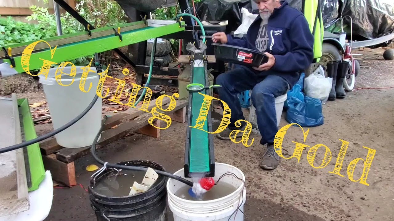 Получение золота Da Gold, строительство очистного шлюза, отделение черного песка/техника вибрации.