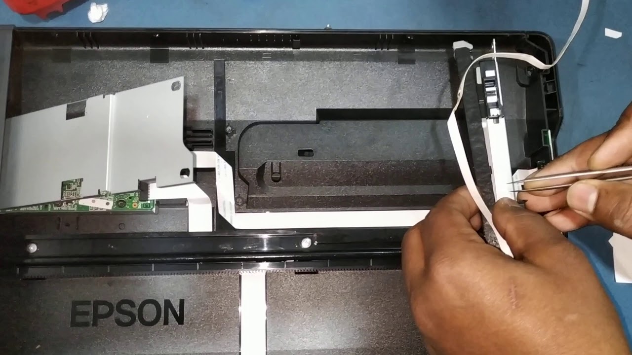 Epson v39 scanner stuck communication error occurred resolve