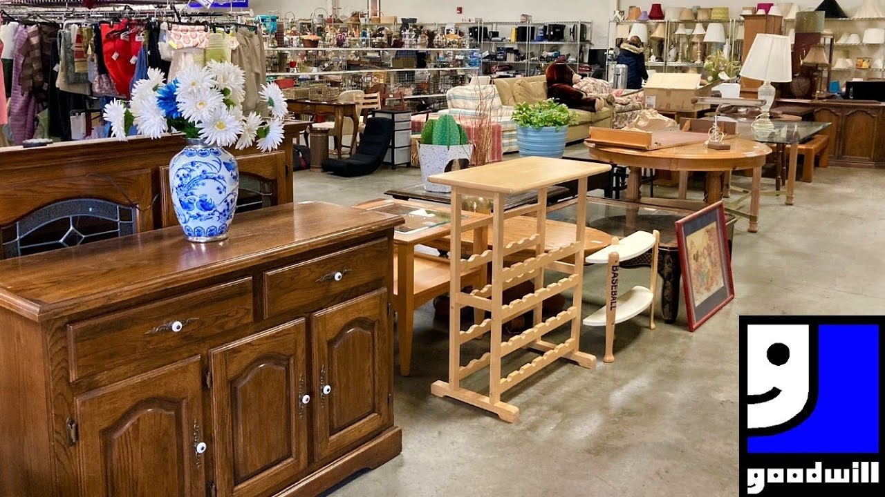 GOODWILL SHOP WITH ME FURNITURE COFFEE TABLES CHAIRS SOFAS HOME DECOR SHOPPING STORE WALK THROUGH