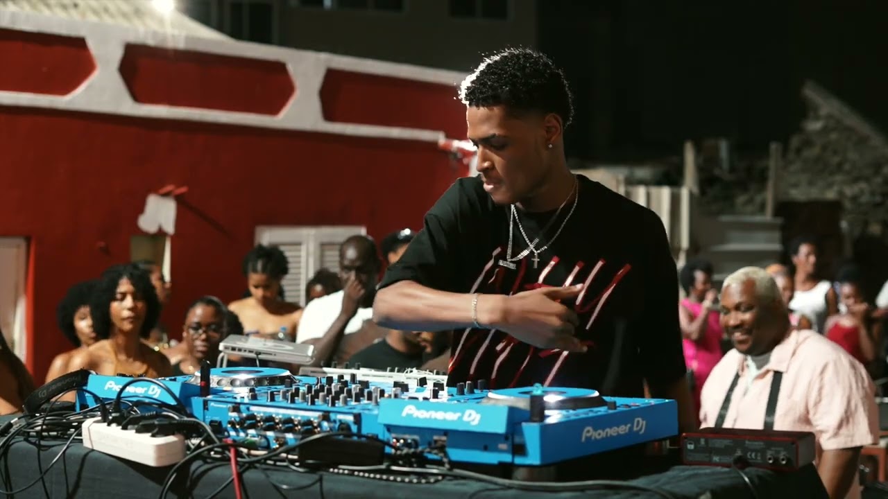 DJ RAZIEL - Rabenta Mobilia ( Afro House Set ) 2025