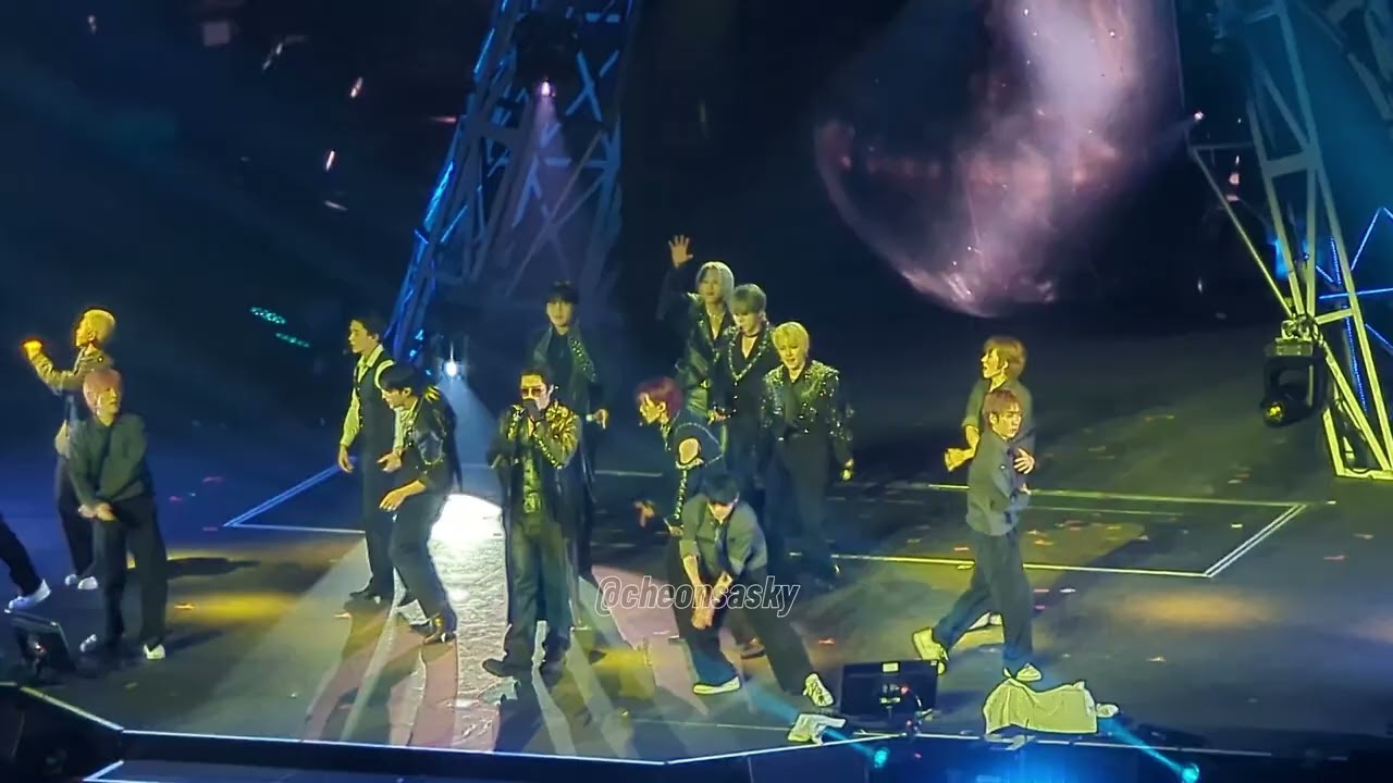 ATEEZ (에이티즈) - WONDERLAND [TOWARDS THE LIGHT : WILL THE POWER IN LYON 2025]