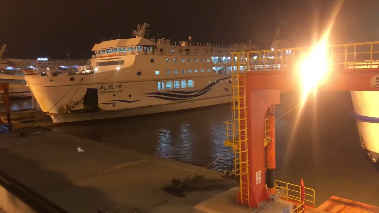 Offloading Cars from Ships at China Port 🇨🇳 | Vehicle Import & Shipping Process