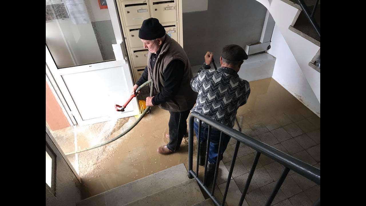 Journée de nettoyage pour les habitants du quartier de La Prade qui ont été inondés :