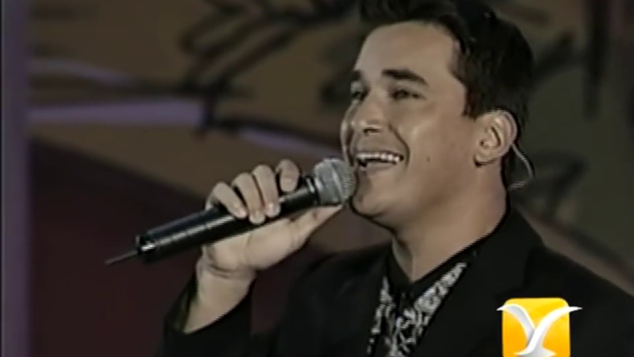 Douglas, Grandes éxitos, Festival de Viña 2000