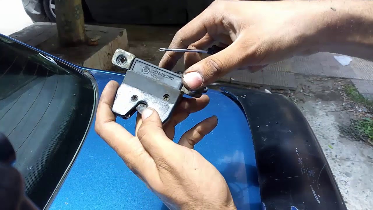 كيفية اصلاح كالون (قفل) شنطة السيارة فقط ب2 جنيه HOW TO REPAIR CAR TRUNK LOCK مولة نابض شنطة السيارة