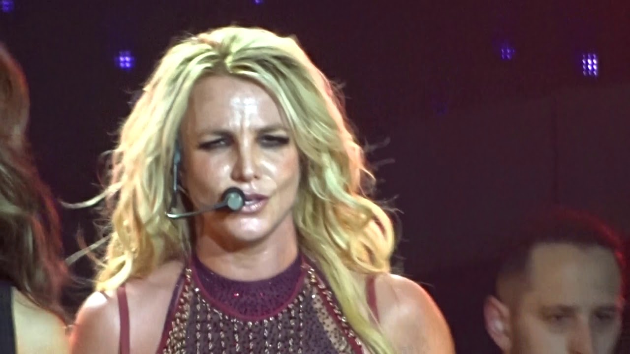 Britney Spears - WOMANIZER - Concert Paris France - 28 Août 2018