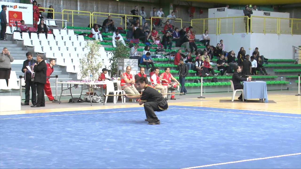 gunshu optionnel s&eacute;nior - Vincent K - championnat de France wushu taolu 2011