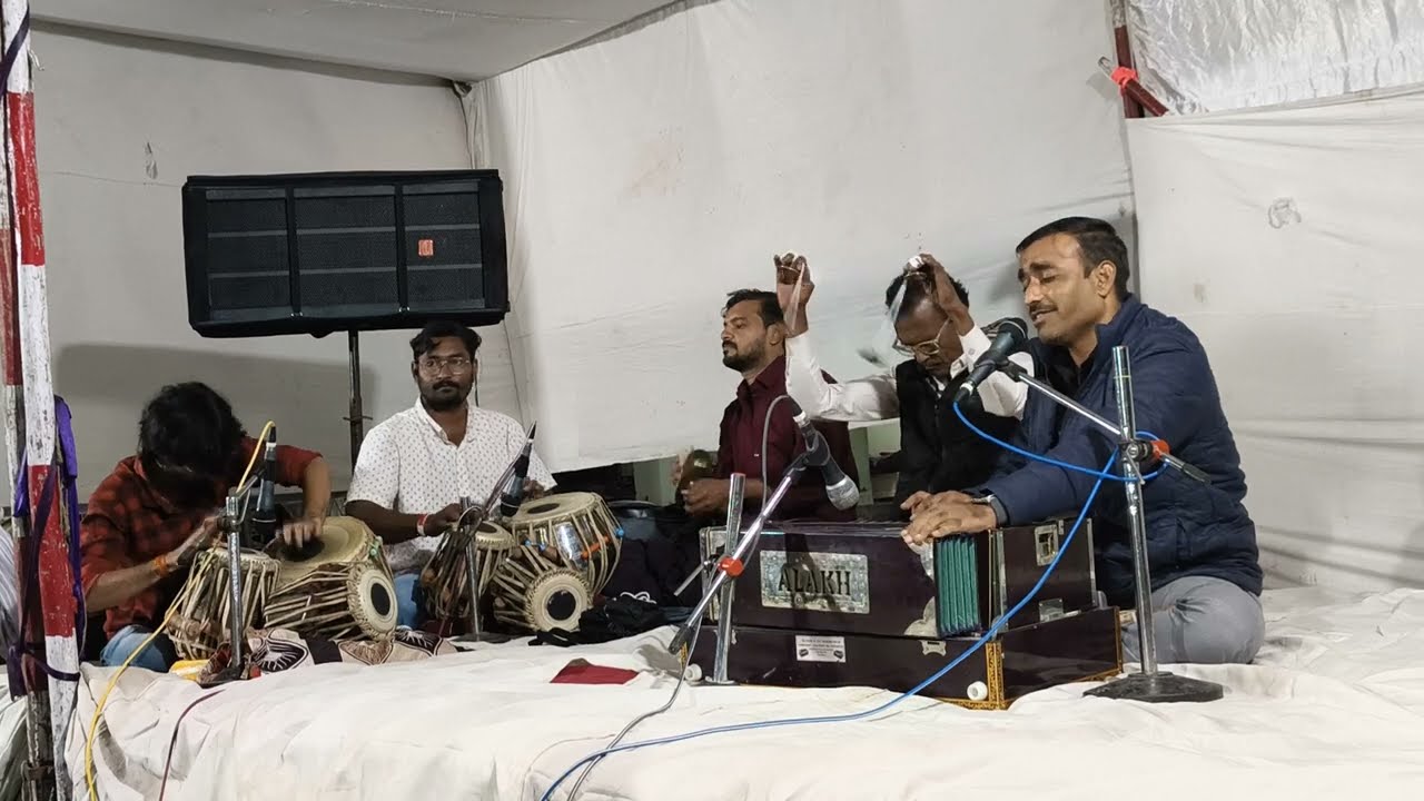 સત ના બેલી હાલો ધણી ને વાયકે જાય...🚩📿 