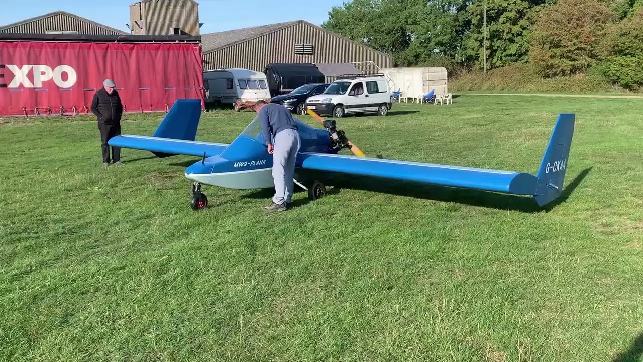 Mike Whittaker's MW9 Plank takes off