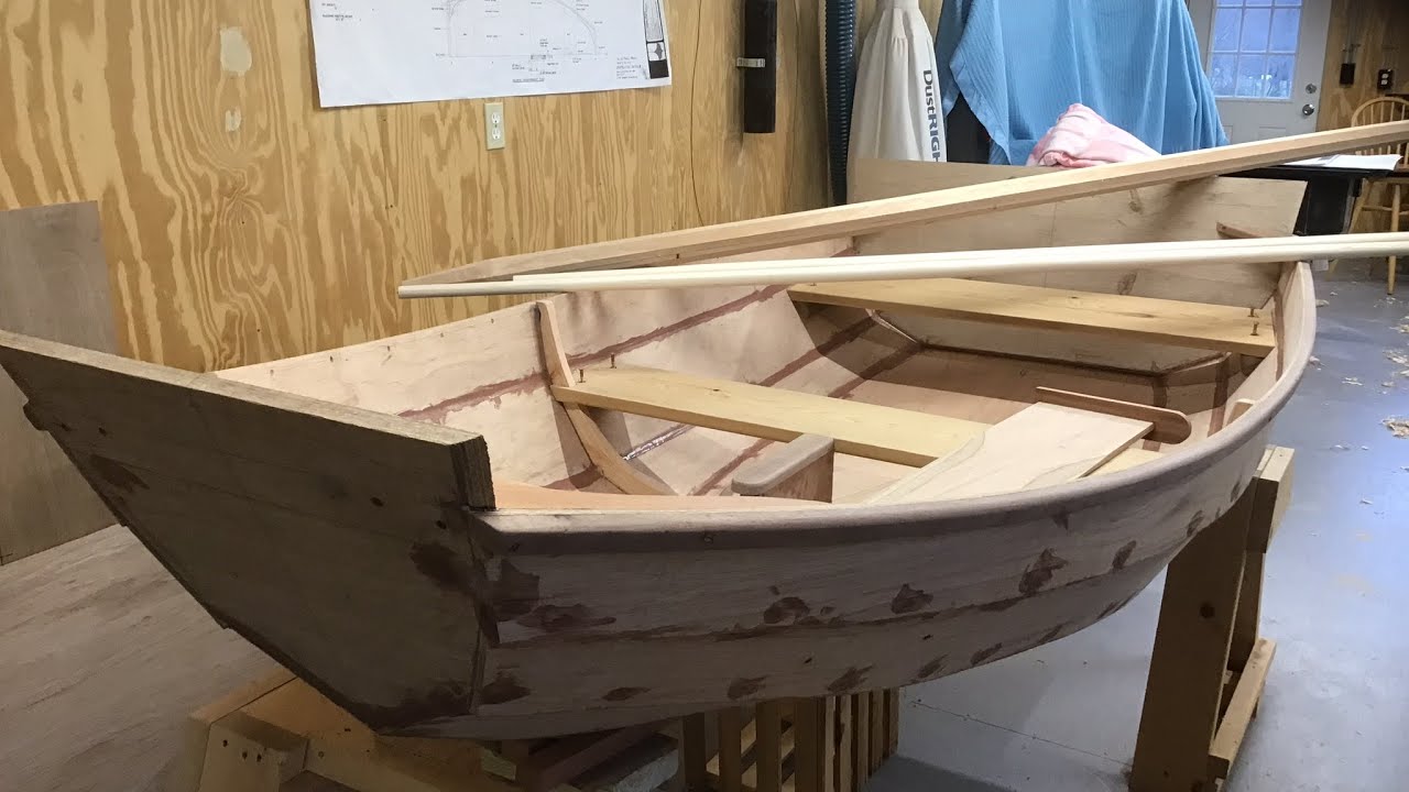 Building the Nutshell pram@Boxesnboats