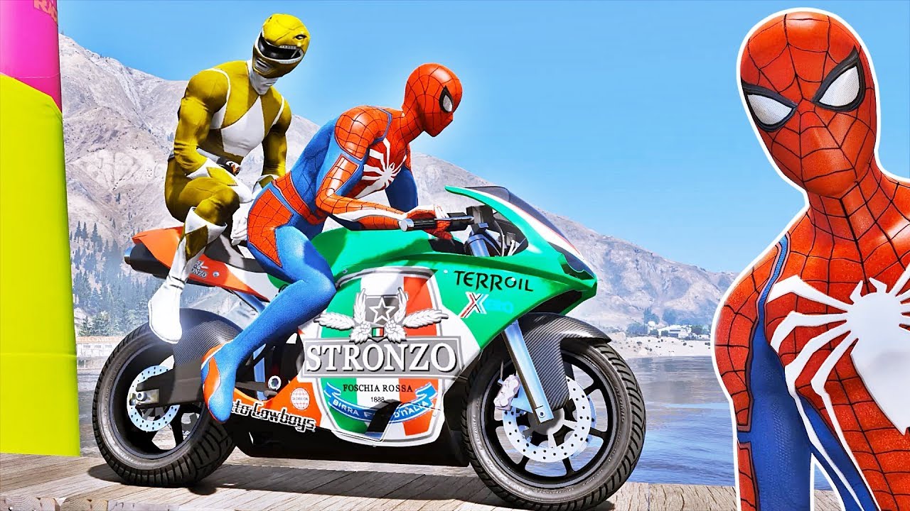 MOTOS com HOMEM ARANHA e SUPER HER&Oacute;IS no Desafio Parkour no LAGO! GTA V - IR GAMES