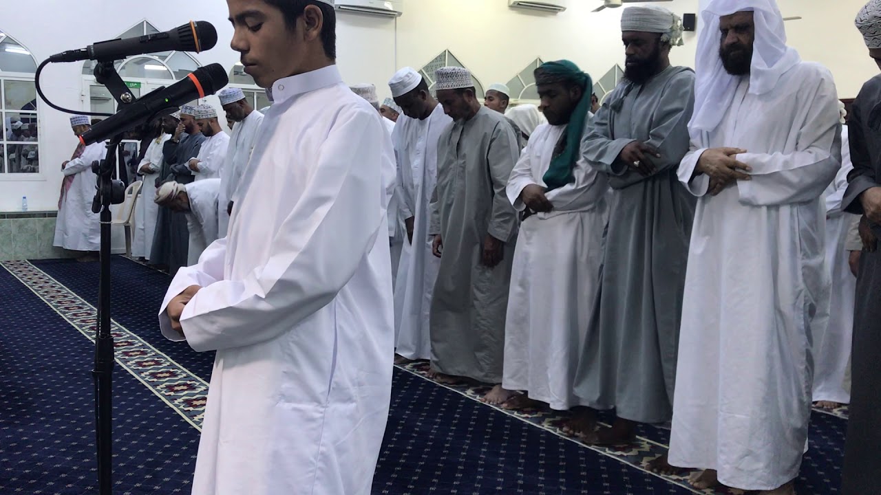 اسامه الزهري البلوشي /مسجد الامام ابي حنيفه /صلاله سلطنة / عمان