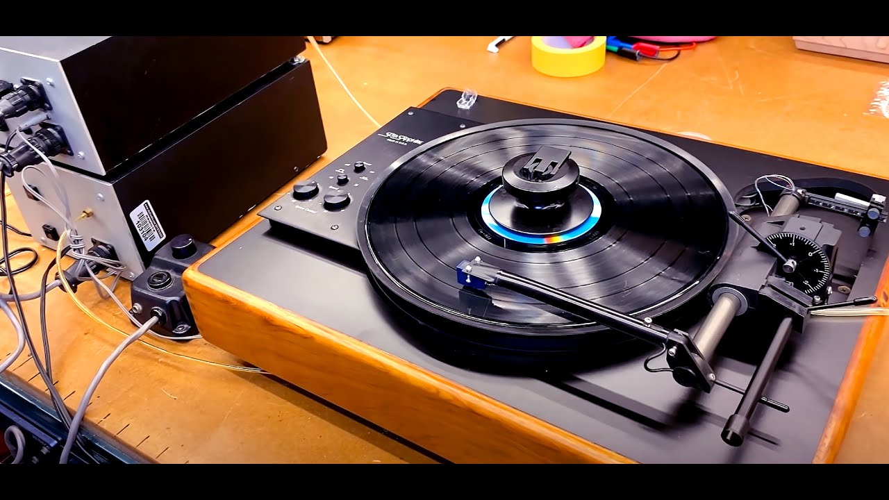 A Deep Dive into the Sota Sapphire Vintage Turntable. Do you need a turntable this complex?