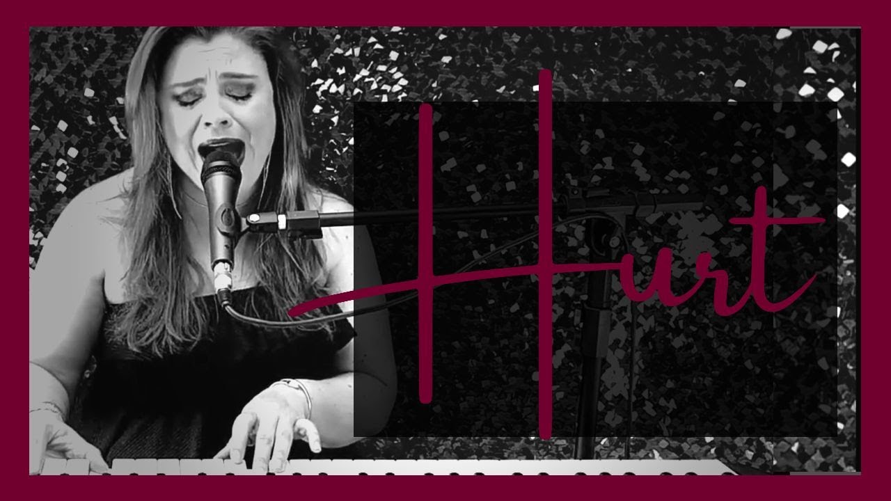 Hurt Christina Aguilera - Cover piano e voz Chris Dantas