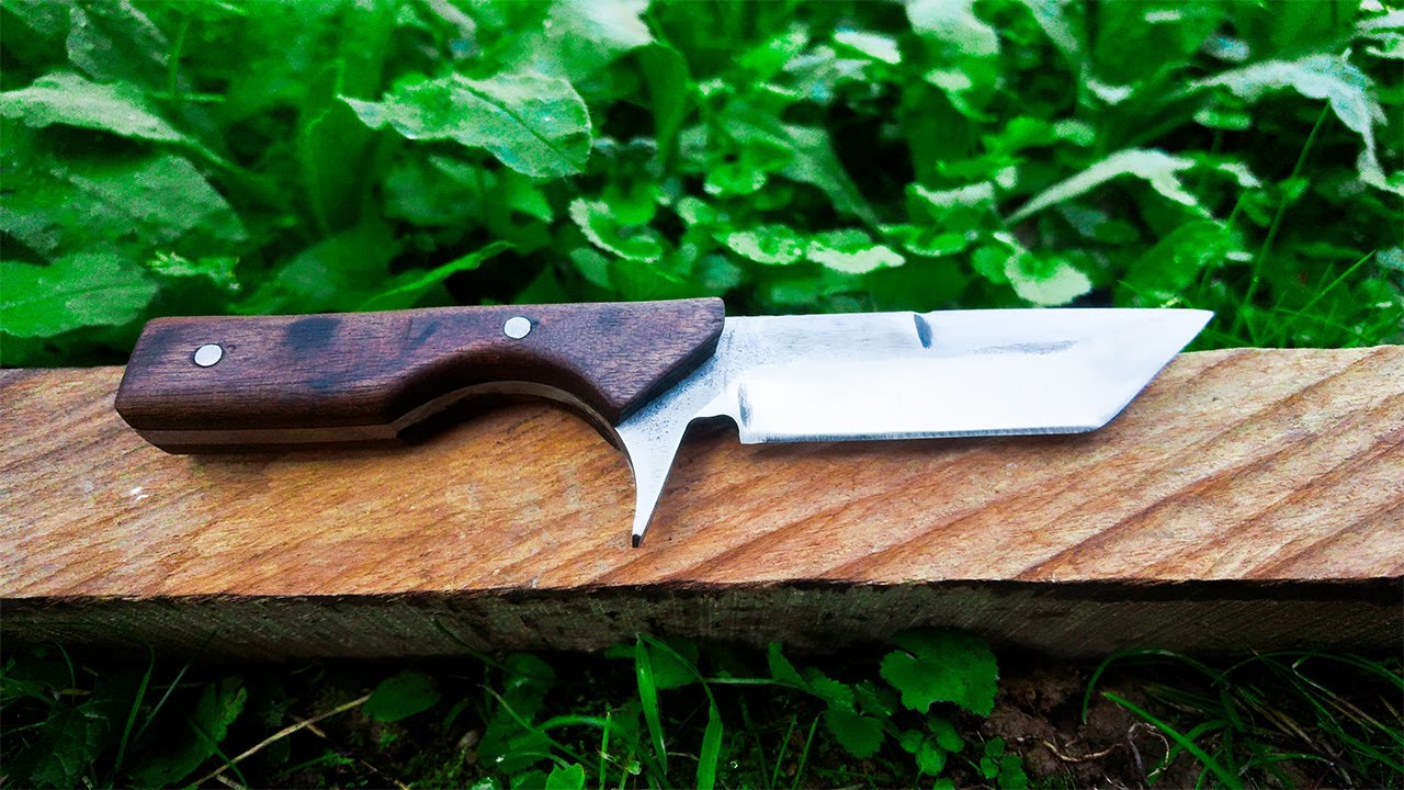 Making a Bushcraft Knife | Watch how I bring the steel back to life