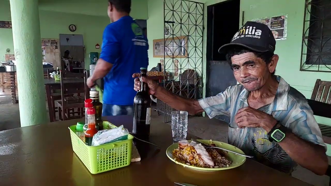 Valdecir sanfoneiro está almoçando com del pernambucano e não gosta de farofa no prato 🤣🤣 😱😱