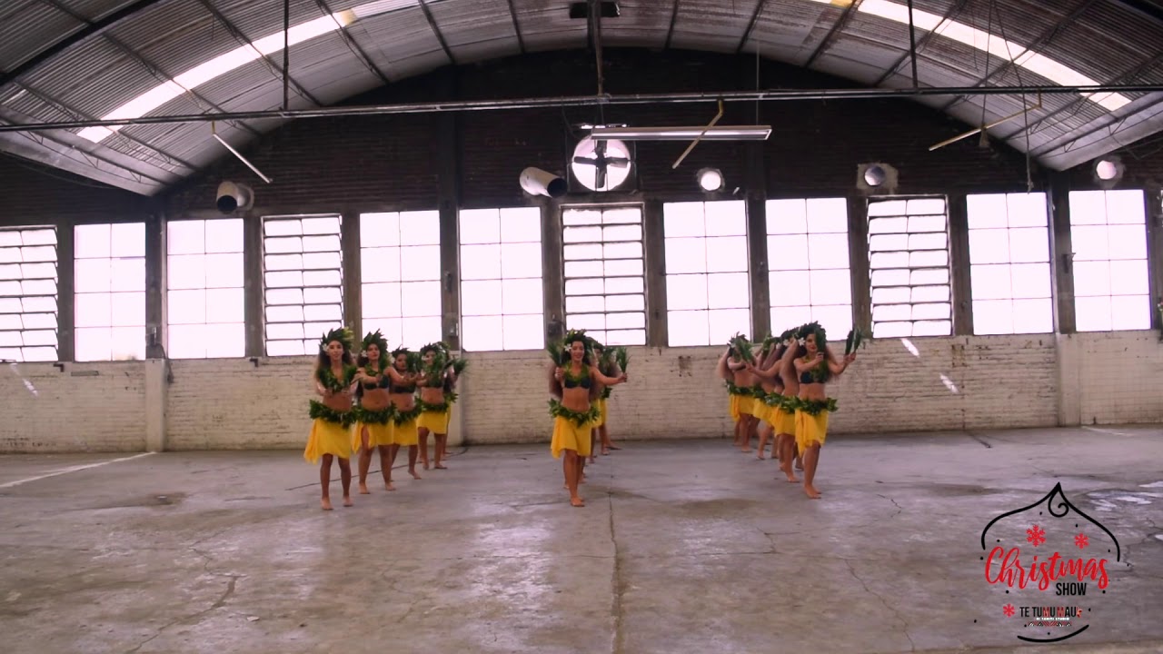 Tamure Mo’orea Lagon  Tahitian Ote’a