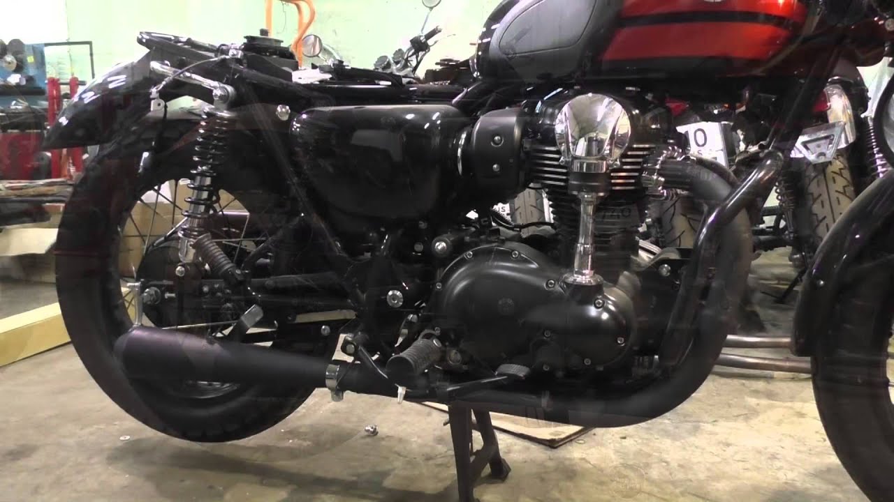 Kawasaki W800 exhaust without and with tuned baffles