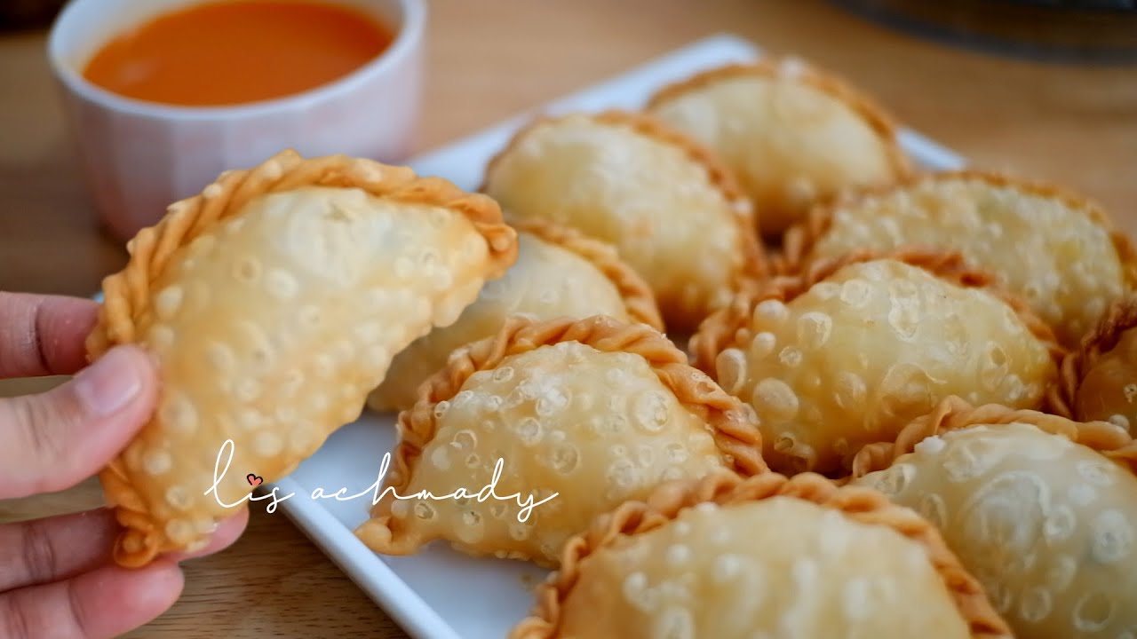 HARGA 1.000an !! PASTEL RENYAH + SAMBAL SUPER HOT!! | JALANGKOTE KHAS MAKASSAR