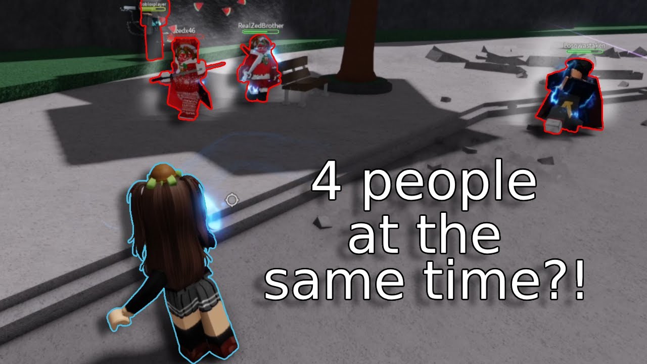BATTLING 4 PEOPLE AT THE SAME TIME!!! | Roblox The Strongest Battlegrounds