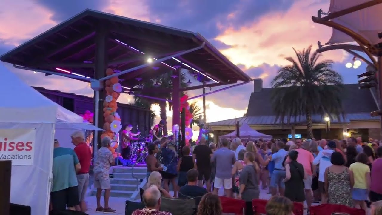 The Blonde Ambition Band @ The Sawgrass Grove In The Villages Florida