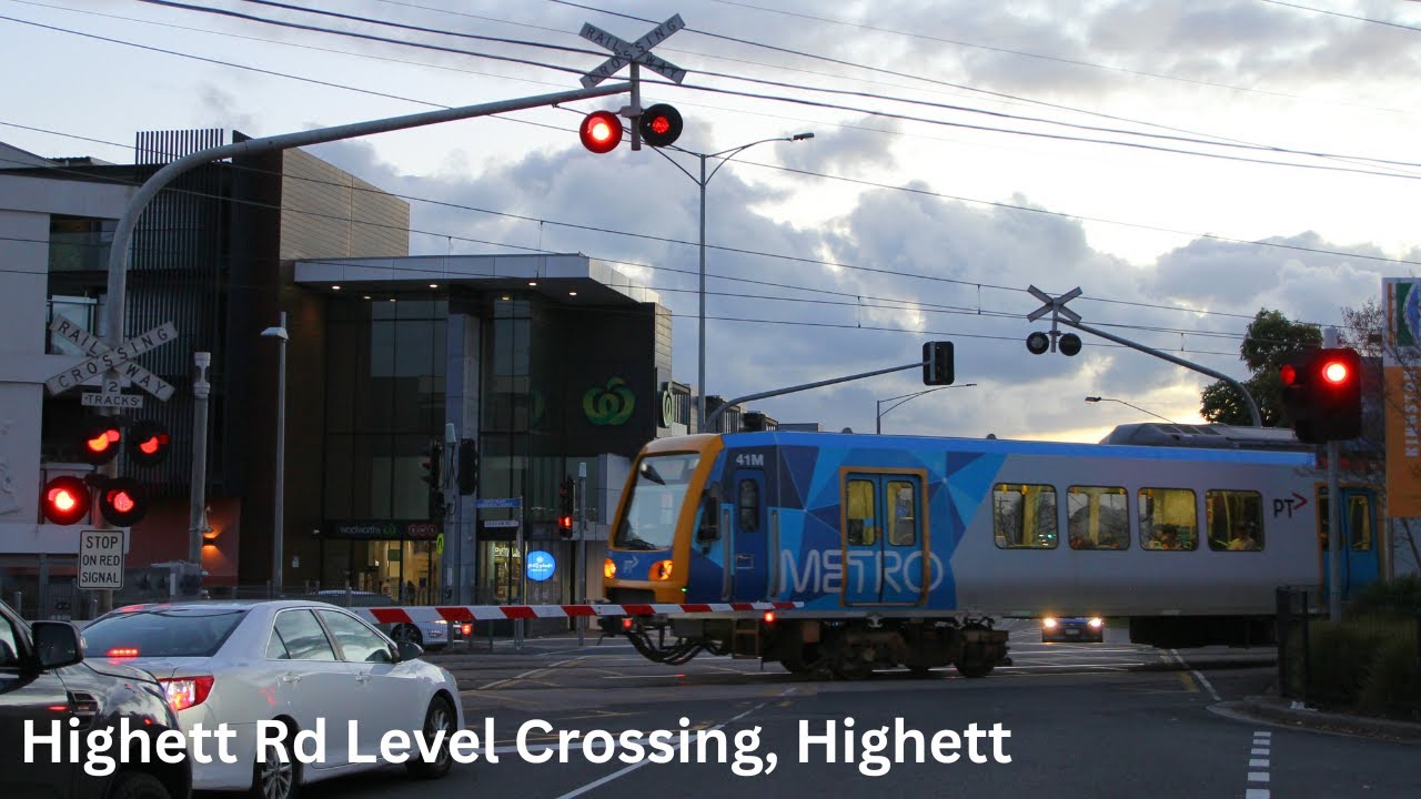 Highett Rd Level Crossing, Highett - Melbourne Metro Railway Crossing