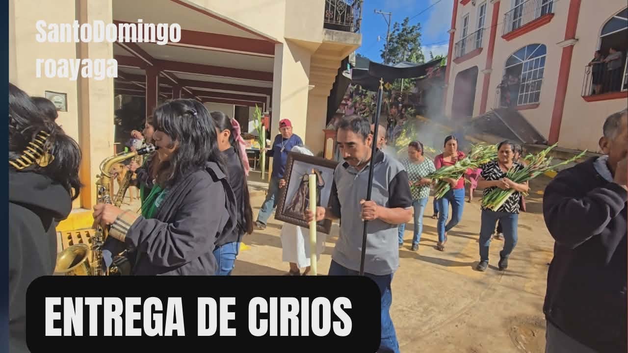 LA TRADICIONAL ENTREGA DE CIRIOS POR LA FAMILIA ALONZO UNA TRADICION VIVA EN SANTO DOMINGO ROAYAGA