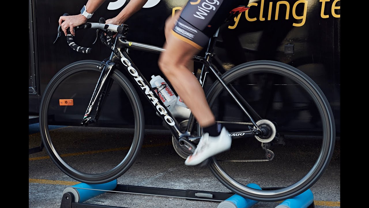 How to ride on rollers with Rochelle Gilmore