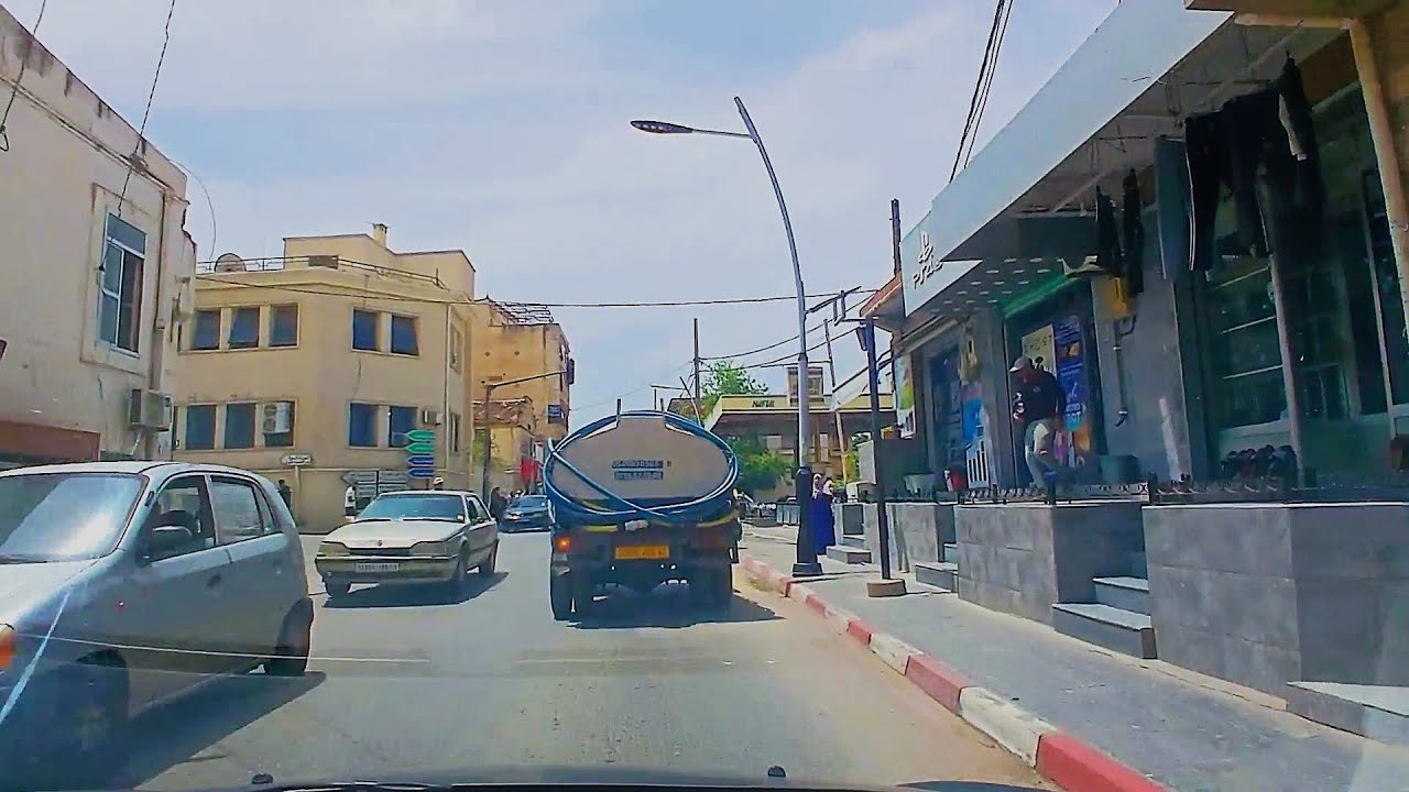شاهدو مدينة بوسماعيل تقريب كلها بناء فوضوي: والله ما ني طالقكم شوهتو سمعة الجزائر BOUSMAIL CITY