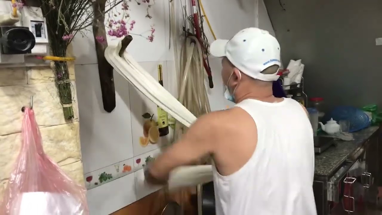 Quật kẹo.