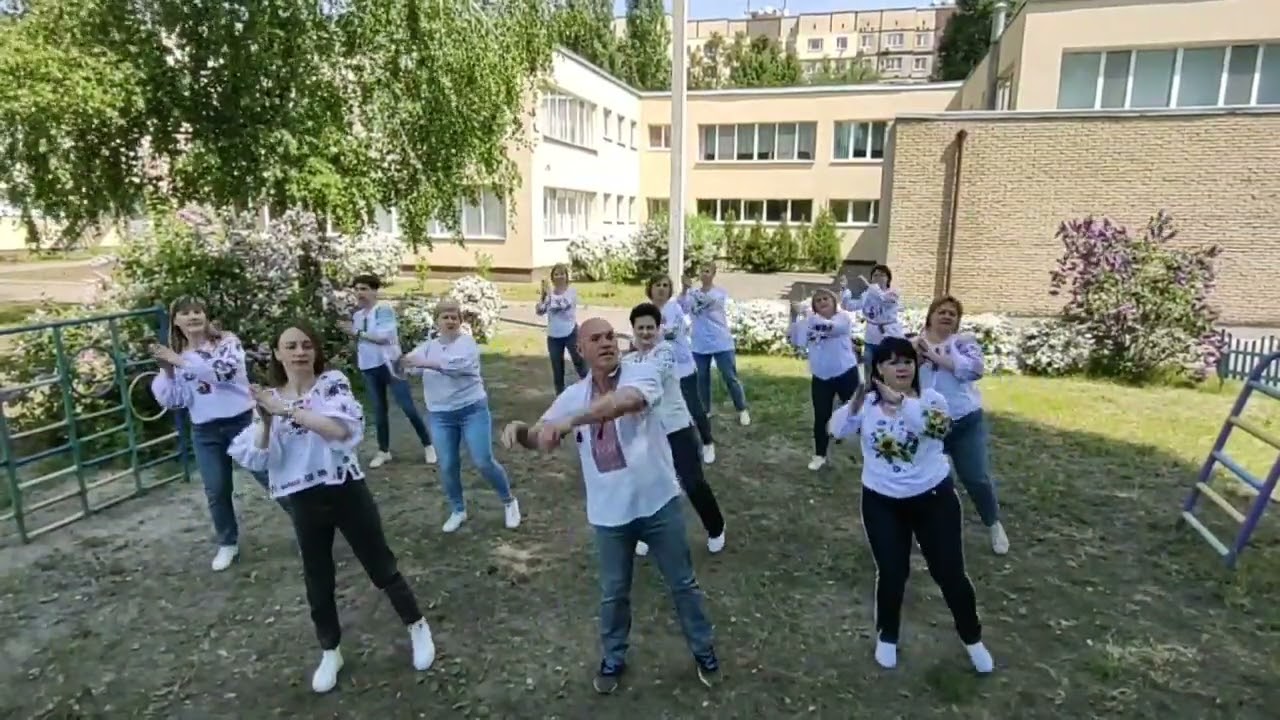 Танок від вихователів КЗДО 144.          