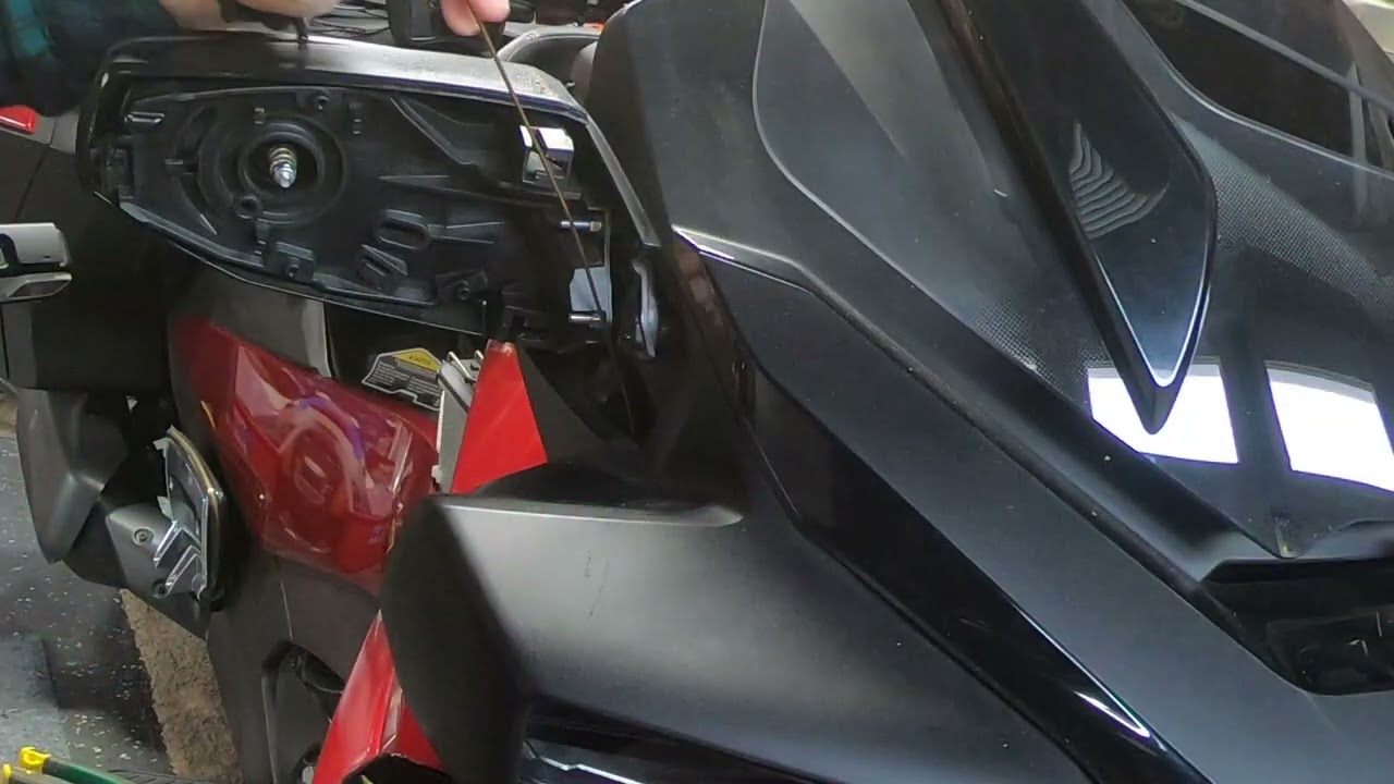 Can Am Spyder RT Side Mirror Blinkers