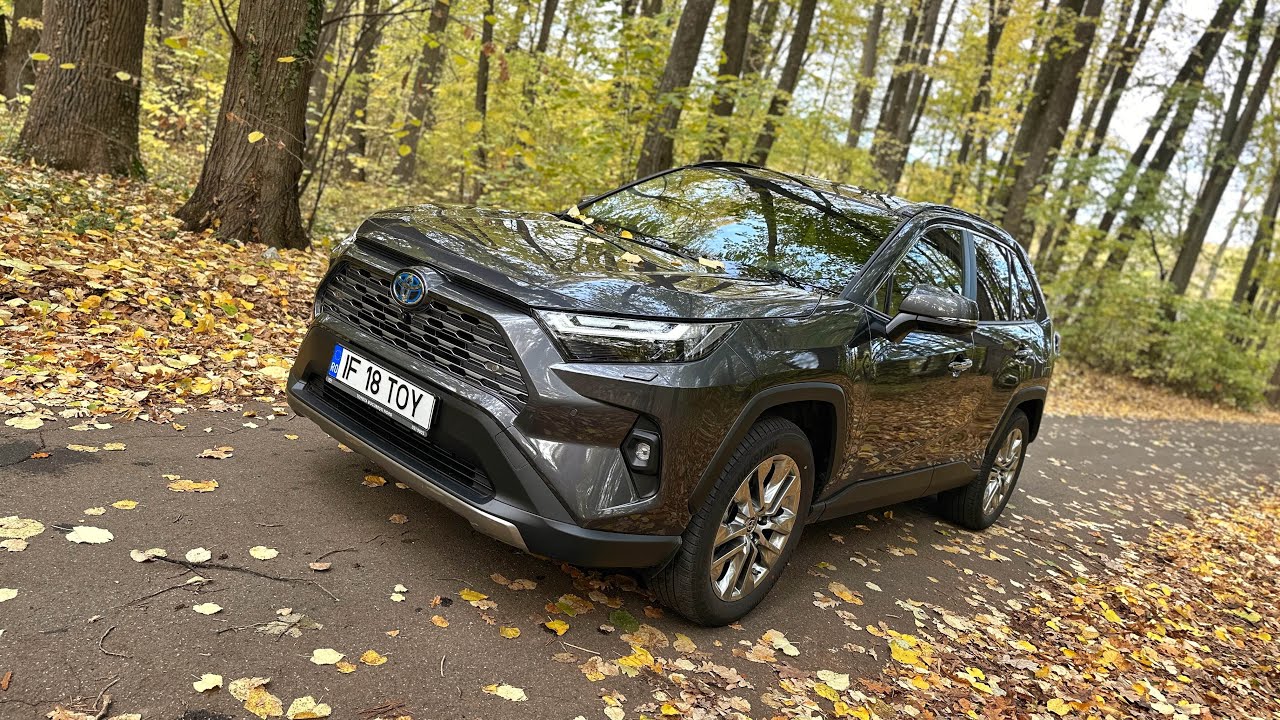 Toyota RAV4 Luxury Premium | Ponturi Ce Mașină