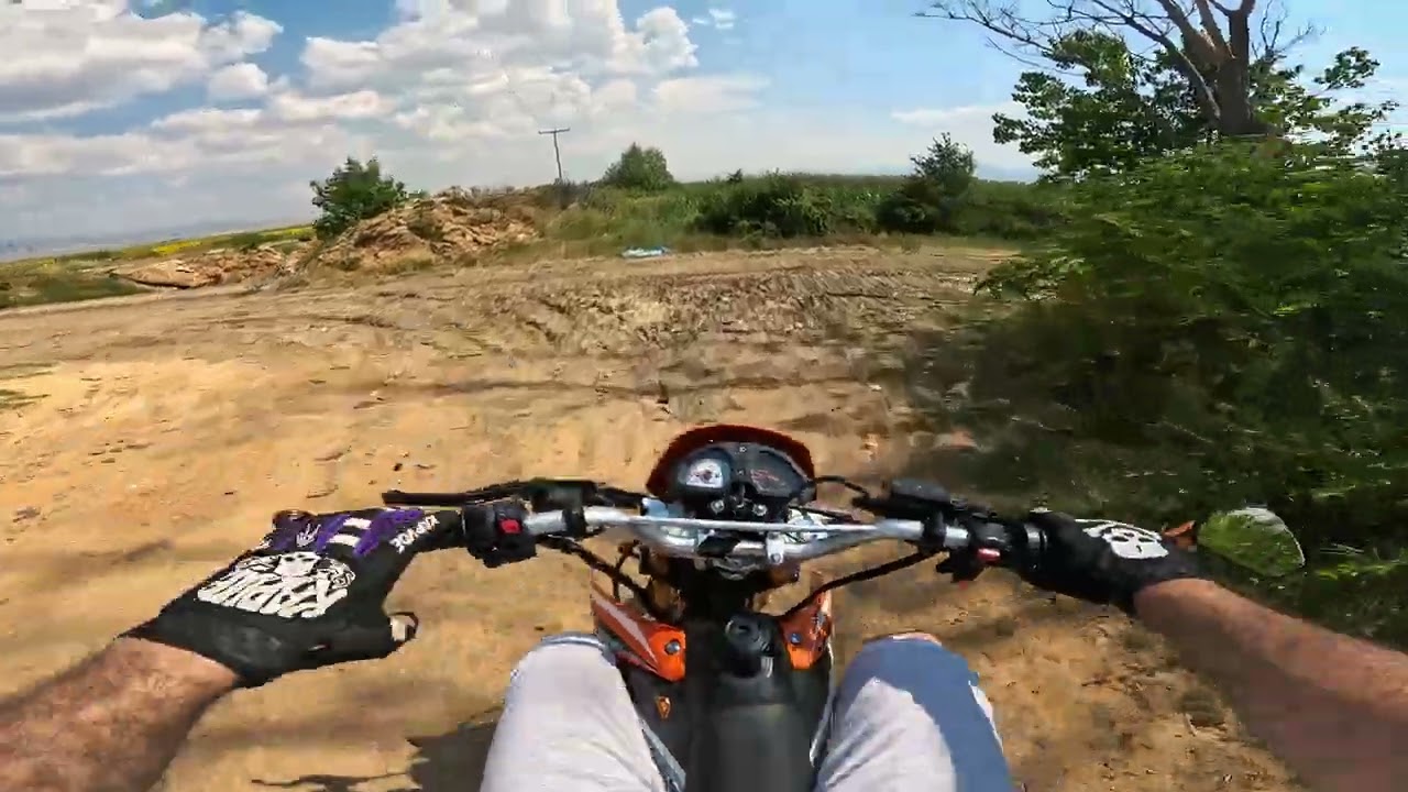 Migliori Furio 200 vs traffic and dirt trail GoPro POV