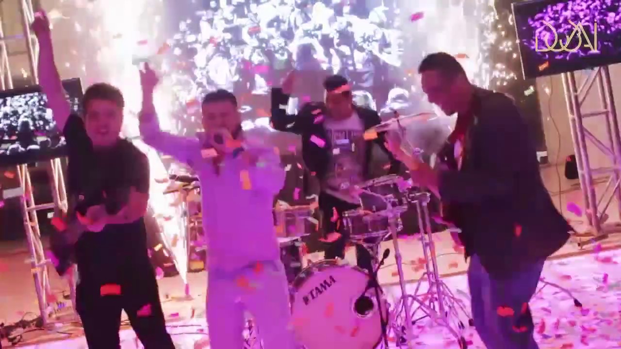Noreste Caliente- A Band of Bitches, cover DUBAI DJBAND