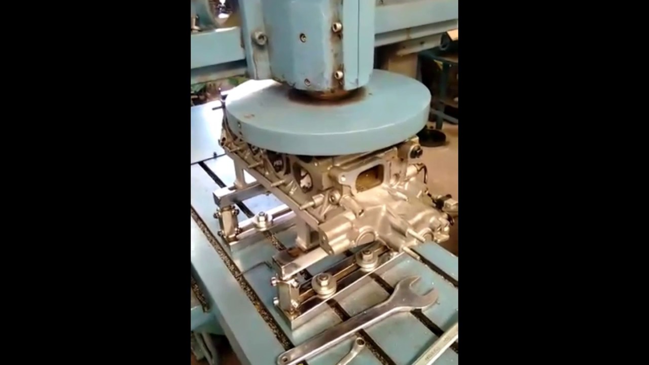 Plaina de Cabeçotes e Blocos -  Nivelador de Centragem Independente