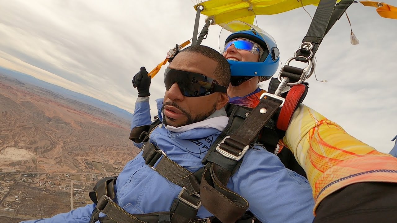REGINALD MCNEIL - Tandem Skydive in Las Vegas at Skydive Fyrosity&reg;