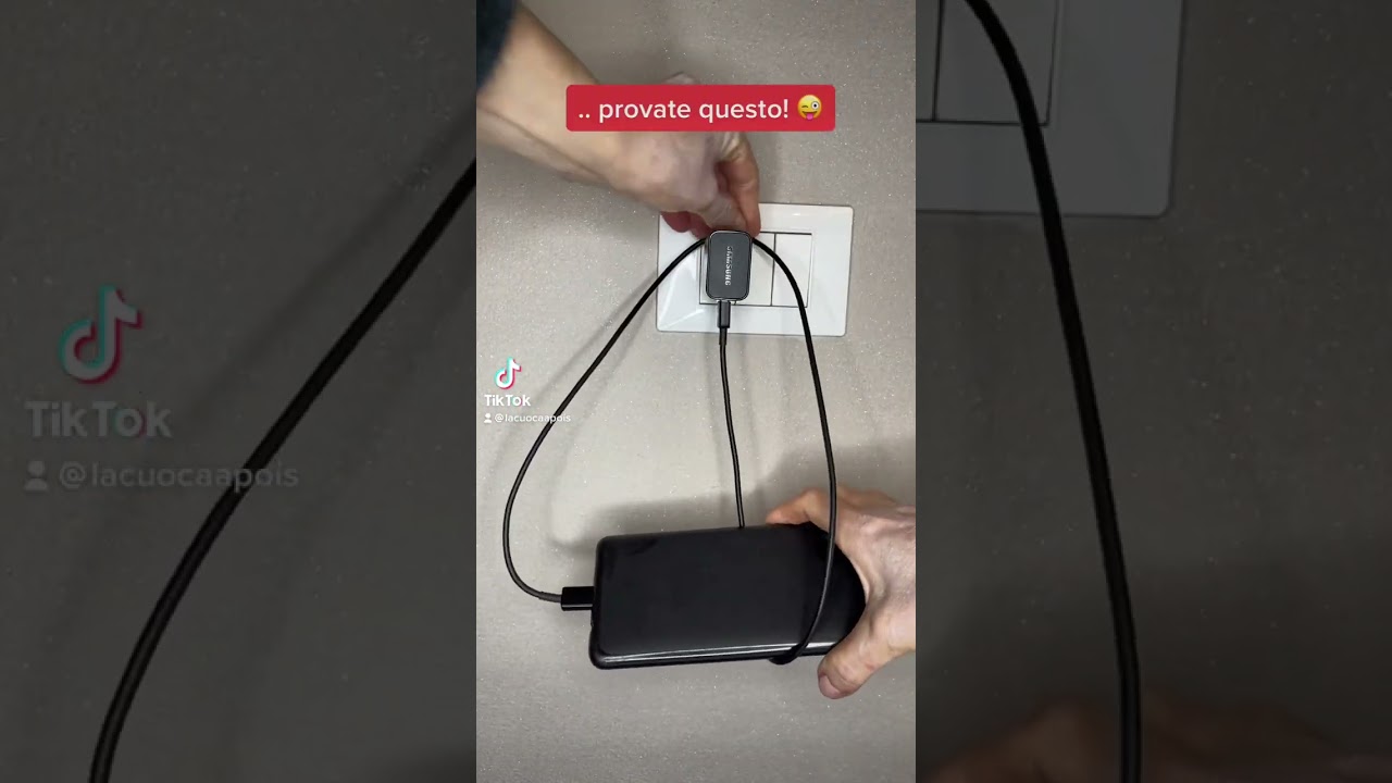 Se non sapete dove appoggiare il vostro cellulare in carica.. provate questo! 😜
