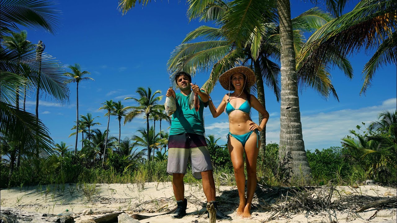 Sobrevivendo em uma Ilha Deserta cercados por Tubarões - Unforgettable Sailing (Ep.80)