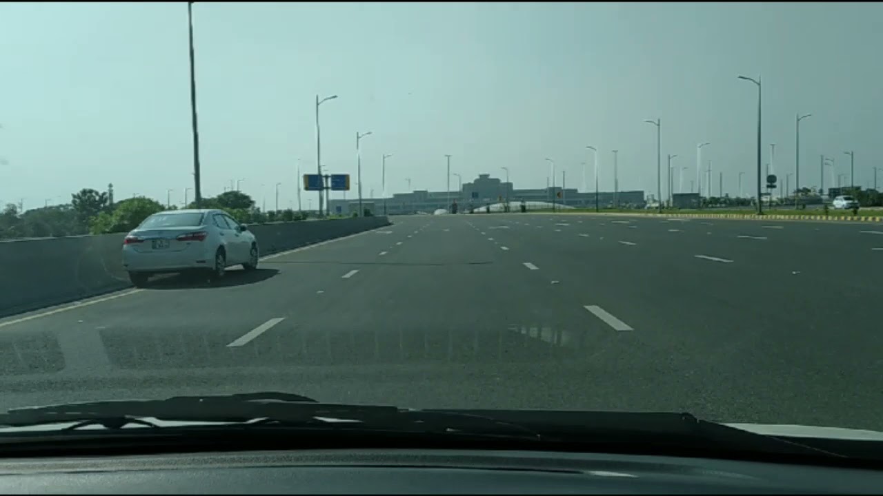 Going To Lahore Airport ( Allama Iqbal International Parking ) Wasim Iqbal  #Vlog