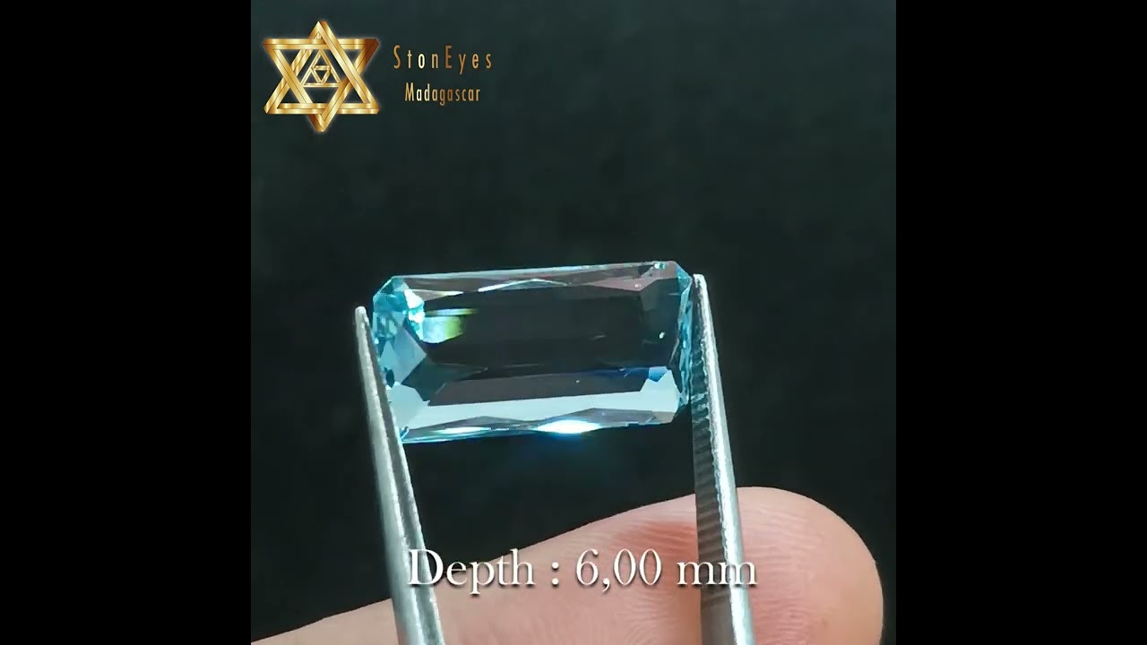 💎 Deep-blue Acquamarina from 🇲🇬 #deepblue #acquamarina #aiguemarine #acquamarine #beryl