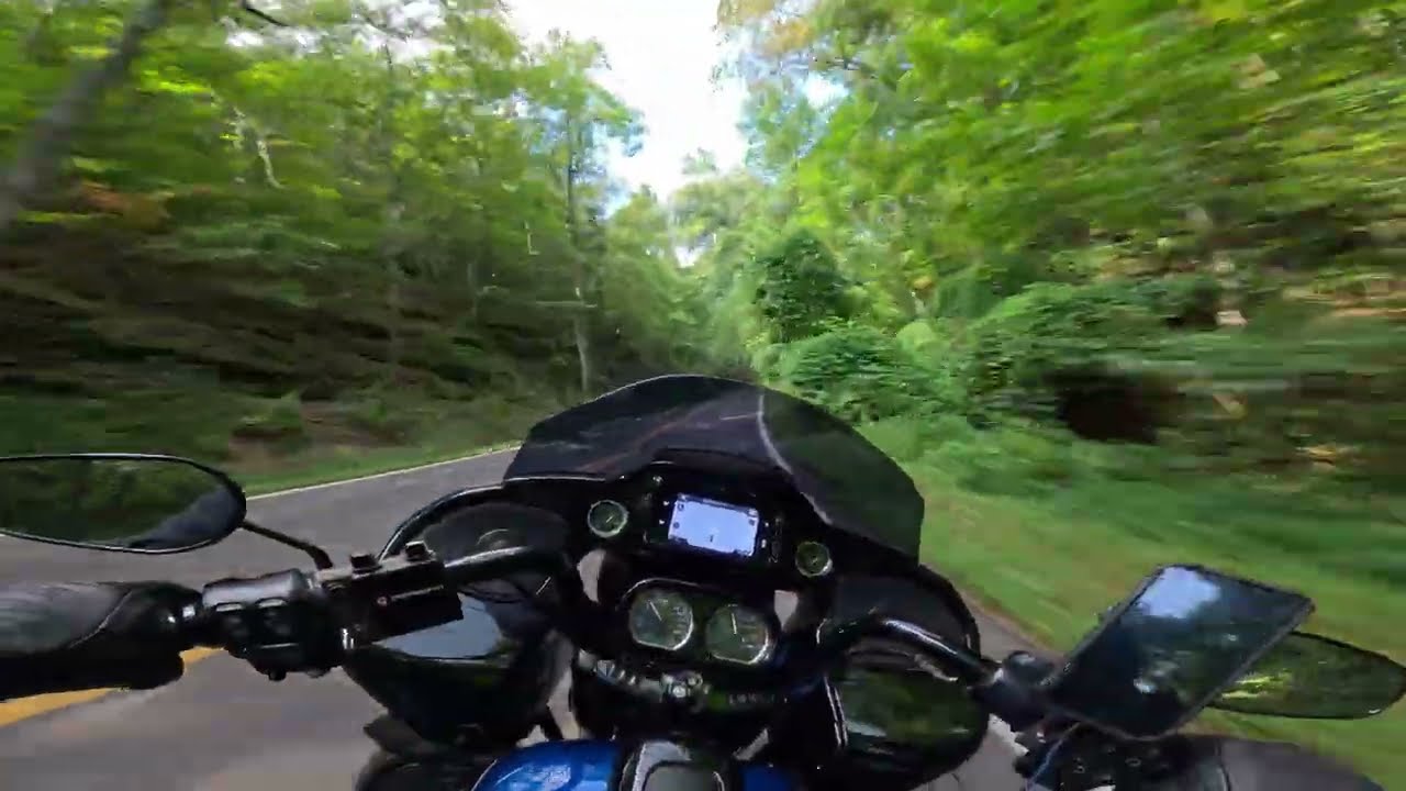 [RAW] Road Glide Tail of The Dragon Engine Sound Only