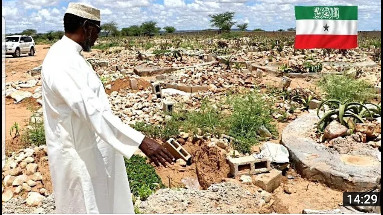 12 Xabaalood oo Dumay kuna yaal Xabaalaha Waqooyiga Hargeisa iyo Adan Siiro oo Baafinaya Ehelkoodii