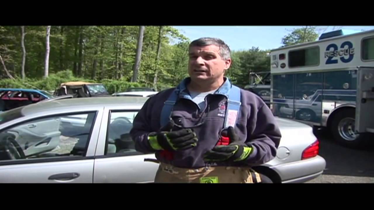 Vehicle Extrication: Size Up & Stabilization